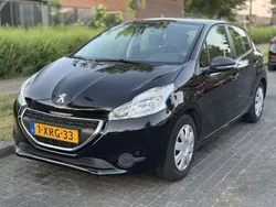 Zwart Gebruikt 2014 Peugeot 208 Active Hatchback | € 4.999 (Goede deal)