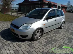 Grijs Gebruikt 2002 Ford Fiesta Hatchback | € 1.199 (Duur)