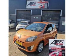 Oranje Gebruikt 2009 Renault Twingo Dynamique Hatchback | € 1.499 (Goede deal)