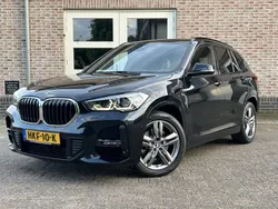 Zwart, metallic lak Gebruikt 2021 BMW X1 M Sport SUV | € 26.945 (Goede deal)