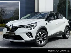 Twotone blanc nacré / noir et Gebruikt 2019 Renault Captur Intens SUV | € 19.250 (Duur)