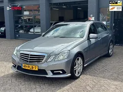 Grijs Gebruikt 2011 Mercedes E200 Avantgarde Sedan | € 11.999 (Duur)