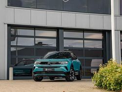 Groen Nieuw 2025 Opel Mokka SUV | € 24.990