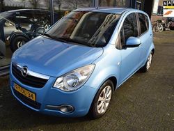 Blauw Gebruikt 2014 Opel Agila Hatchback | € 4.950 (Goede deal)