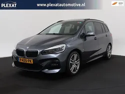 Grijs Gebruikt 2022 BMW 220 Executive Stationwagen | € 23.945 (Duur)