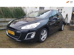 Zwart Gebruikt 2011 Peugeot 308 Sportium Hatchback | € 3.950 (Eerlijke prijs)