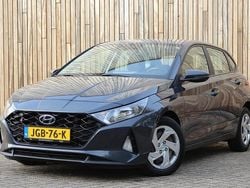 Aurora grey (grijs metallic) Gebruikt 2022 Hyundai i20 Comfort Hatchback | € 18.950 (Eerlijke prijs)