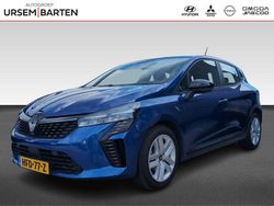 Blauw Gebruikt 2024 Renault Clio V Evolution Hatchback | € 17.230 (Eerlijke prijs)