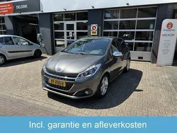 Grijs Gebruikt 2019 Peugeot 208 Signature Sky Hatchback | € 10.950 (Goede deal)