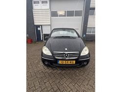 Zwart Gebruikt 2006 Mercedes A170 Avantgarde MPV | € 2.750 (Eerlijke prijs)