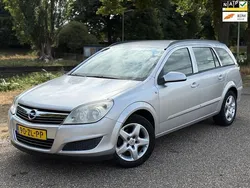 Grijs Gebruikt 2008 Opel Astra Business Stationwagen | € 2.995 (Iets duurder)