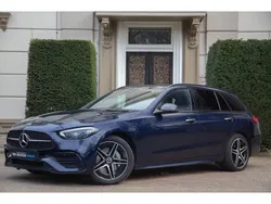 Blauw Gebruikt 2022 Mercedes E300 AMG line Stationwagen | € 41.940 (Goede deal)