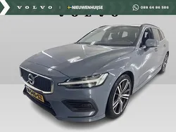 Grijs Gebruikt 2022 Volvo V60 Business Edition Stationwagen | € 31.899 (Eerlijke prijs)