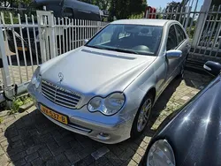 Grijs Gebruikt 2006 Mercedes C200 Elegance Sedan | € 4.250 (Eerlijke prijs)
