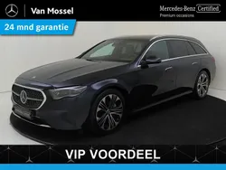 Blauw Gebruikt 2024 Mercedes E300 Luxury Stationwagen | € 54.945 (Eerlijke prijs)