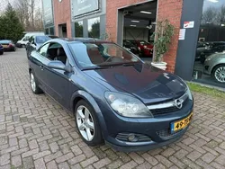 Grijs Gebruikt 2006 Opel Astra Cabriolet Cosmo Cabriolet | € 1.650 (Super prijs)
