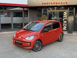 Oranje Gebruikt 2014 VW up! Groove Hatchback | € 7.499 (Iets duurder)