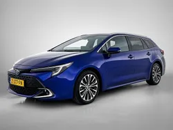Blauw Gebruikt 2024 Toyota Corolla Hybrid Stationwagen | € 29.950 (Eerlijke prijs)