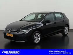 Zwart Gebruikt 2020 VW Golf VIII Business Hatchback | € 18.945 (Eerlijke prijs)