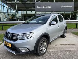 Grijs Gebruikt 2020 Dacia Sandero Stepway Hatchback | € 12.750 (Eerlijke prijs)