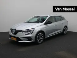 Grijs Gebruikt 2024 Renault Mégane GrandTour Techno Stationwagen | € 27.440 (Iets duurder)