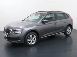 Grijs Gebruikt 2023 Skoda Kamiq Ambition SUV | € 20.840 (Eerlijke prijs)
