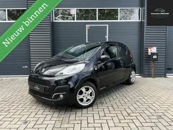 Zwart Gebruikt 2012 Peugeot 107 Access Hatchback | € 2.950 (Eerlijke prijs)