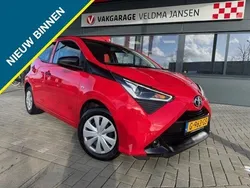 Rood Gebruikt 2019 Toyota Aygo Hatchback | € 9.950 (Eerlijke prijs)