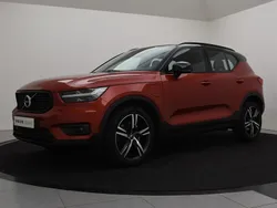 Rood Gebruikt 2020 Volvo XC40 R-Design SUV | € 32.900 (Eerlijke prijs)