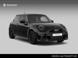 Zwart Gebruikt 2025 Mini John Cooper Works Comfort Hatchback | € 39.895 (Iets duurder)