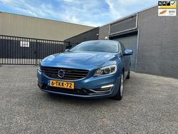 Blauw Gebruikt 2014 Volvo V60 Summum Stationwagen | € 10.999 (Iets duurder)