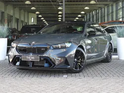 Grijs Nieuw 2024 BMW M5 Sedan | € 176.503