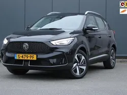 Zwart Gebruikt 2022 MG ZS Luxury Sedan | € 19.950 (Eerlijke prijs)