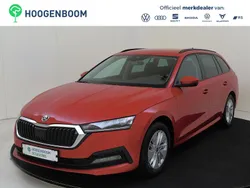 Rood Gebruikt 2023 Skoda Octavia Business Line Stationwagen | € 24.950 (Goede deal)