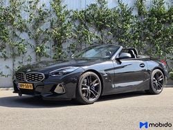 Zwart Gebruikt 2024 BMW Z4 Executive Cabriolet | € 72.440 (Duur)