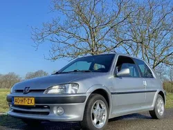 Grijs Gebruikt 2002 Peugeot 106 Sport Hatchback | € 1.800 (Eerlijke prijs)