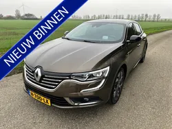 Bruin Gebruikt 2020 Renault Talisman Version S Sedan | € 20.950 (Eerlijke prijs)
