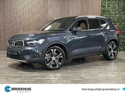 Blauw, metallic lak Gebruikt 2021 Volvo XC40 Inscription SUV | € 32.900 (Eerlijke prijs)