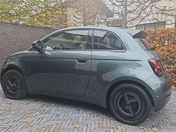 Groen Gebruikt 2025 Fiat 500e Hatchback | € 27.495 (Duur)