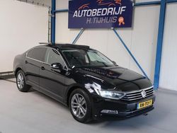 Zwart Gebruikt 2018 VW Passat Comfortline Sedan | € 16.450 (Eerlijke prijs)