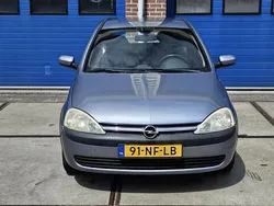 Grijs Gebruikt 2003 Opel Corsa Njoy Hatchback | € 1.345 (Eerlijke prijs)