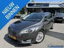 Grijs, metallic lak Gebruikt 2016 Ford Focus Titanium Stationwagen | € 9.950 (Eerlijke prijs)
