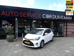 Wit Gebruikt 2016 Toyota Yaris Hybrid Trend Hatchback | € 15.750 (Eerlijke prijs)