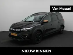 Zwart Gebruikt 2024 Dacia Jogger Extreme MPV | € 24.940 (Iets duurder)
