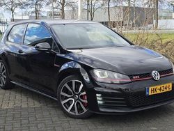 Zwart Gebruikt 2015 VW Golf VII GTI Hatchback | € 14.990 (Eerlijke prijs)