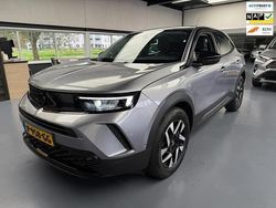 Grijs Gebruikt 2022 Opel Mokka Elegance SUV | € 19.450 (Eerlijke prijs)
