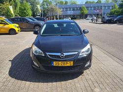 Zwart Gebruikt 2012 Opel Astra Sport Hatchback | € 3.300 (Super prijs)