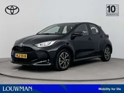 Zwart Gebruikt 2024 Toyota Yaris Hybrid Edition Hatchback | € 25.945 (Eerlijke prijs)
