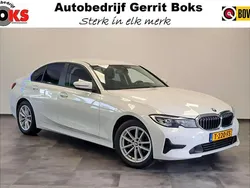 Wit Gebruikt 2021 BMW 318 Executive Sedan | € 29.949 (Eerlijke prijs)