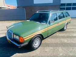 Groen Gebruikt 1979 Mercedes 280 Stationwagen | € 3.900